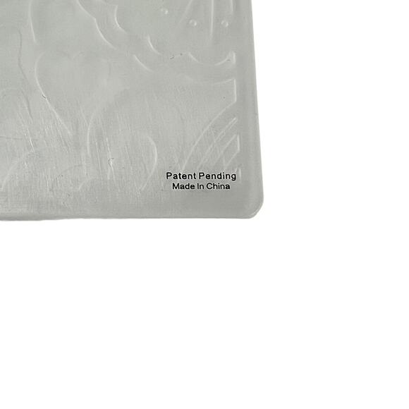 CUTTLEBUG Provo Craft 3 Embossing Folders Elegant Floral Damask Card Making - Picture 4 of 7